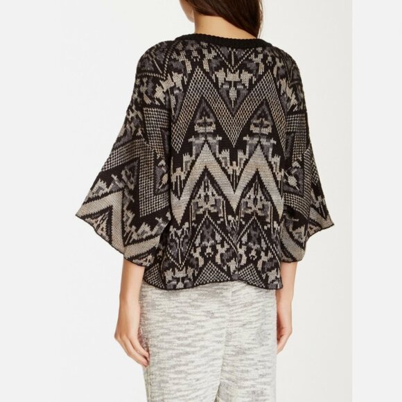 Free People Women's Superstar Cropped Boxy Pullover Sweater Black Combo - Picture 3 of 7